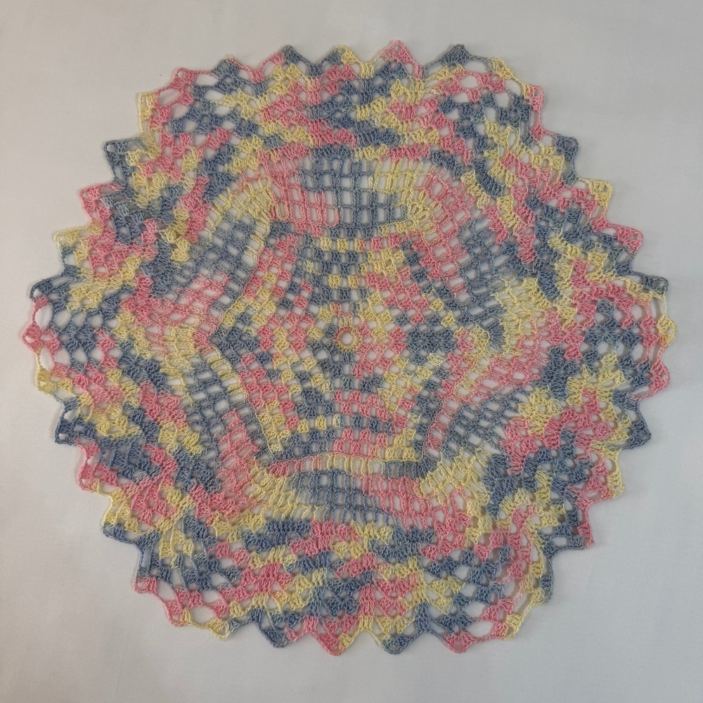Vintage Handmade Crochet Doily‎ 17" Variegated Pastel Round Lace Table Topper